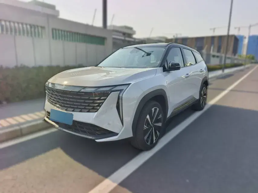 2024 Geely StarRay 1.5T 181HP L4 7DCT