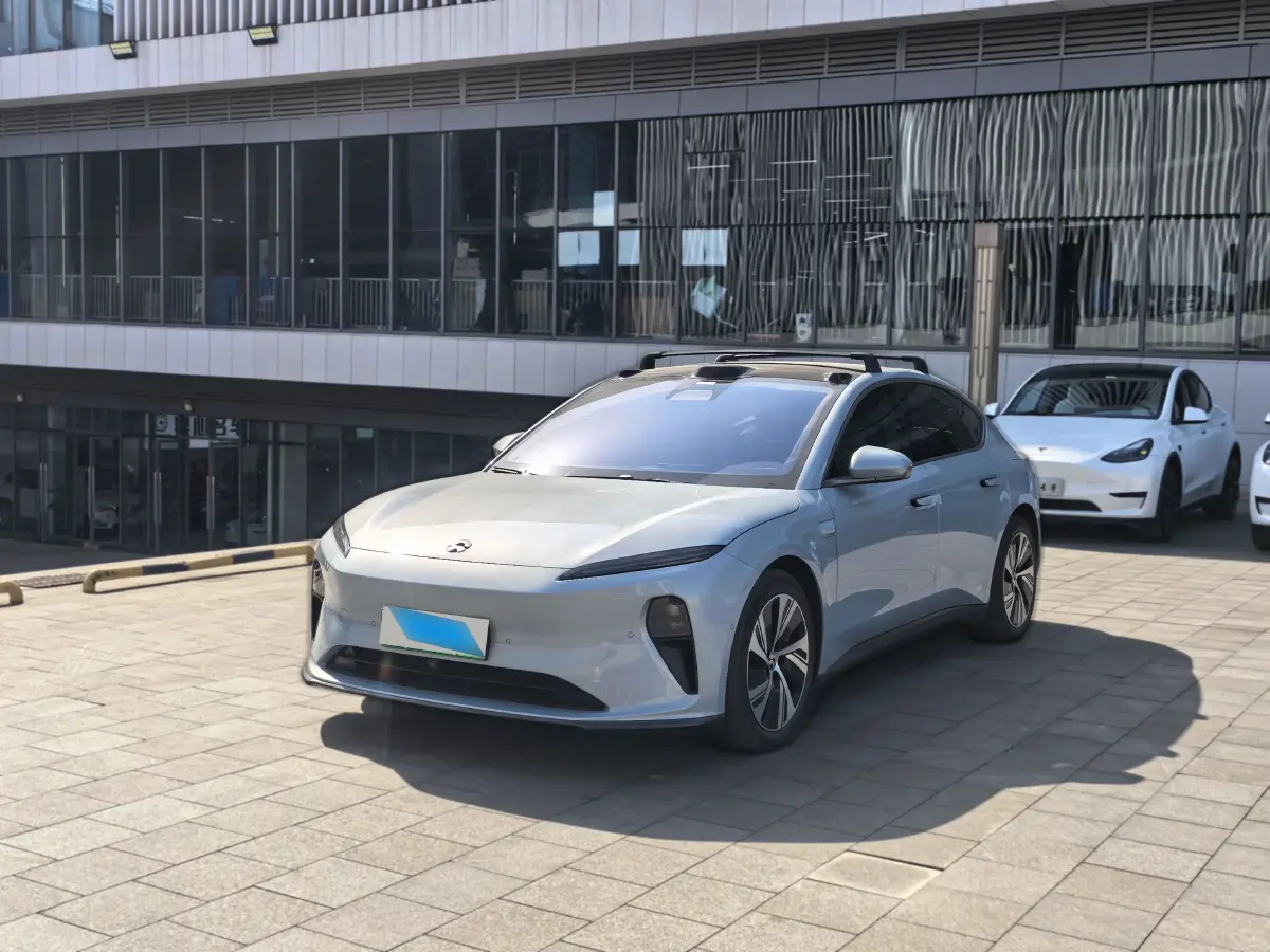 2022 NIO ET5 BEV 75KWH