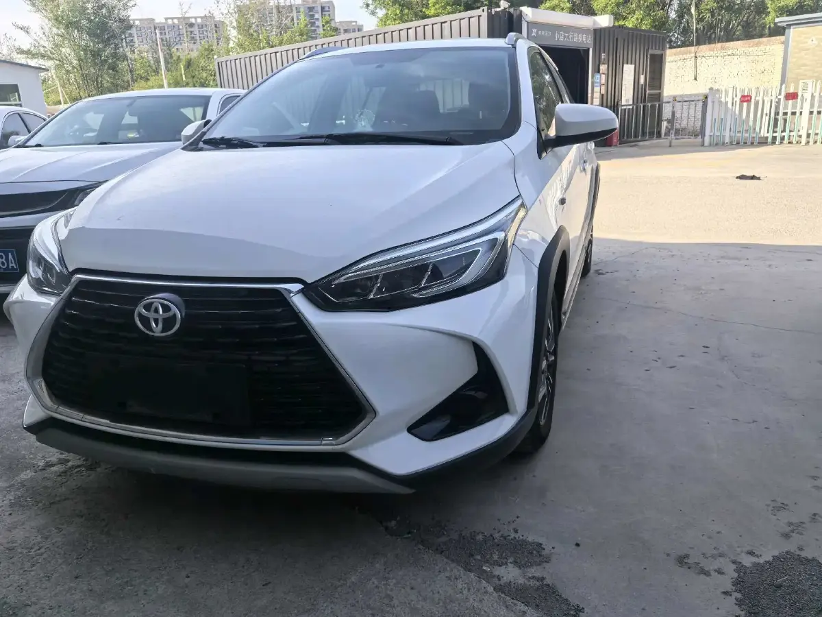 2022 Toyota Yaris L 1.5L 112HP L4 CVT