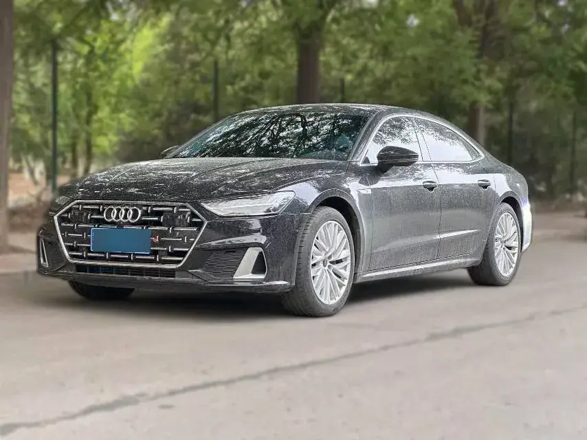 2024 Audi A7L 2.0T 245HP L4 7DCT