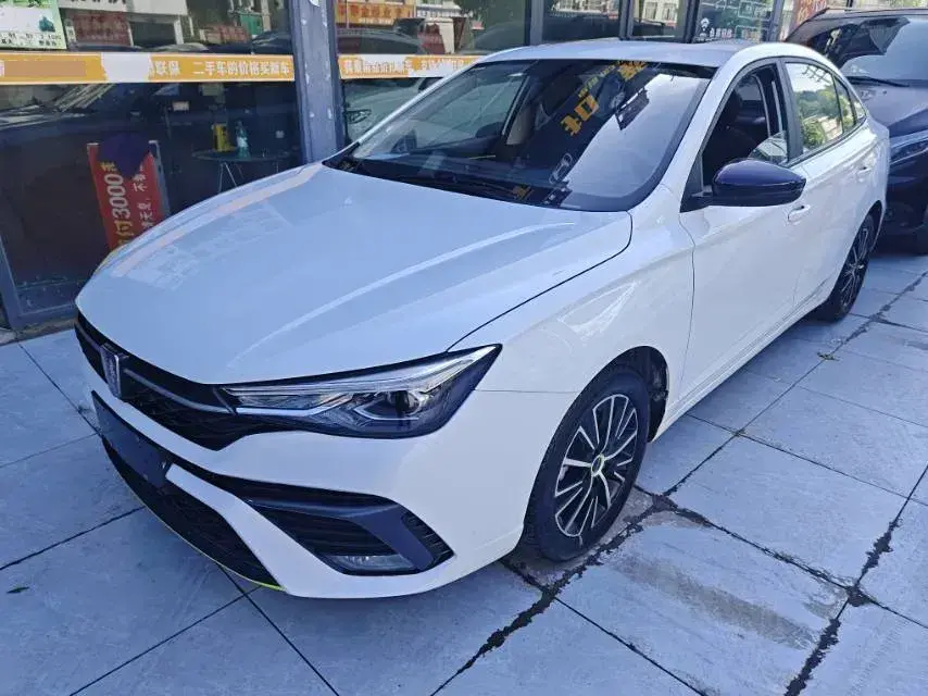 2021 Roewe i5 1.5L 120HP L4 CVT