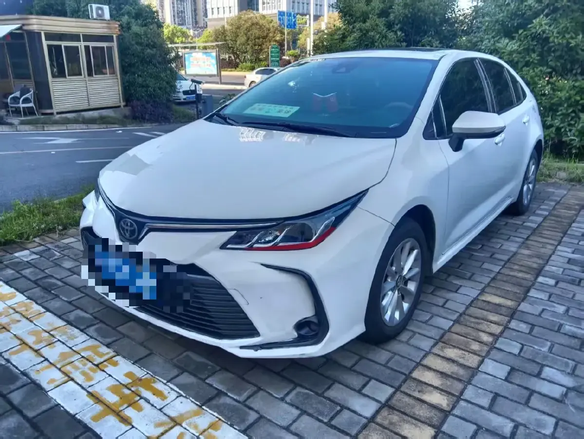 2021 Toyota Corolla 1.2T 116HP L4 CVT