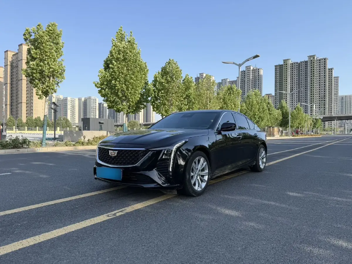 2024 Cadillac CT5 2.0T 237HP L4 10AT