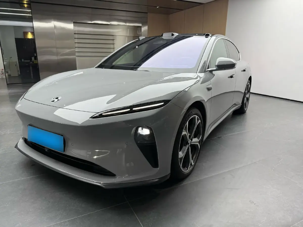 2024 NIO ET5 BEV 75KWH
