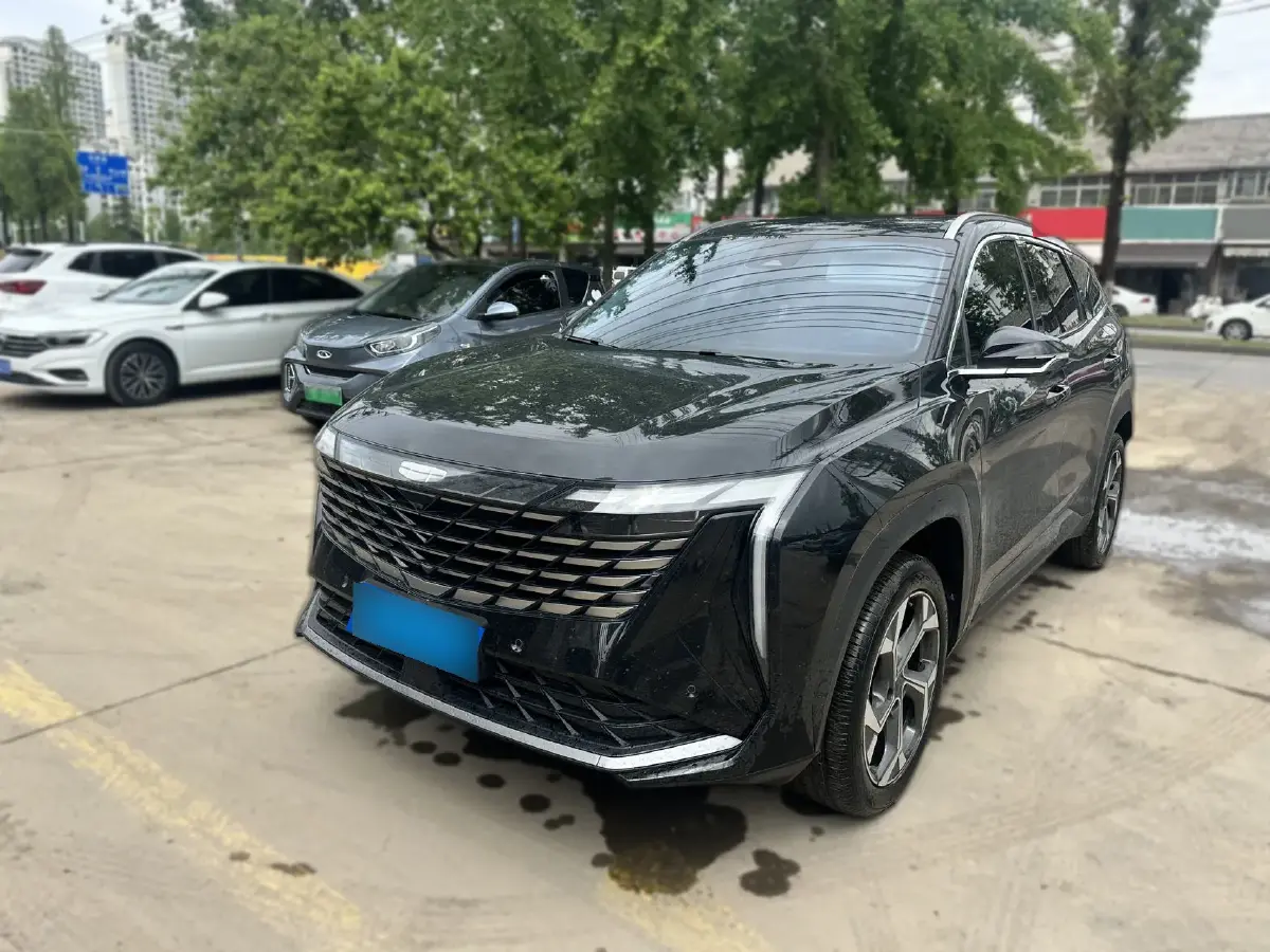2023 Geely StarRay 1.5T 181HP L4 7DCT