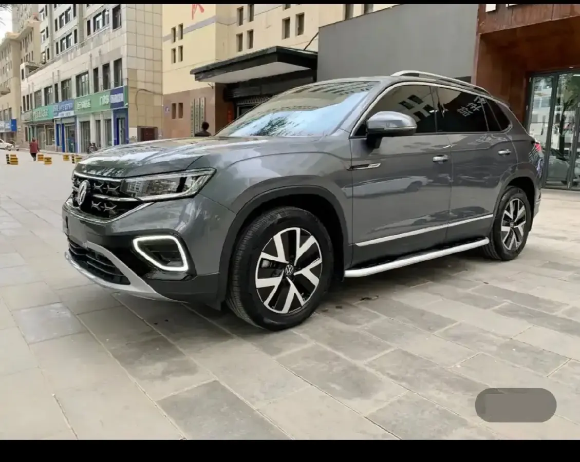 2023 Volkswagen Tayron 2.0T 186HP L4 7DCT