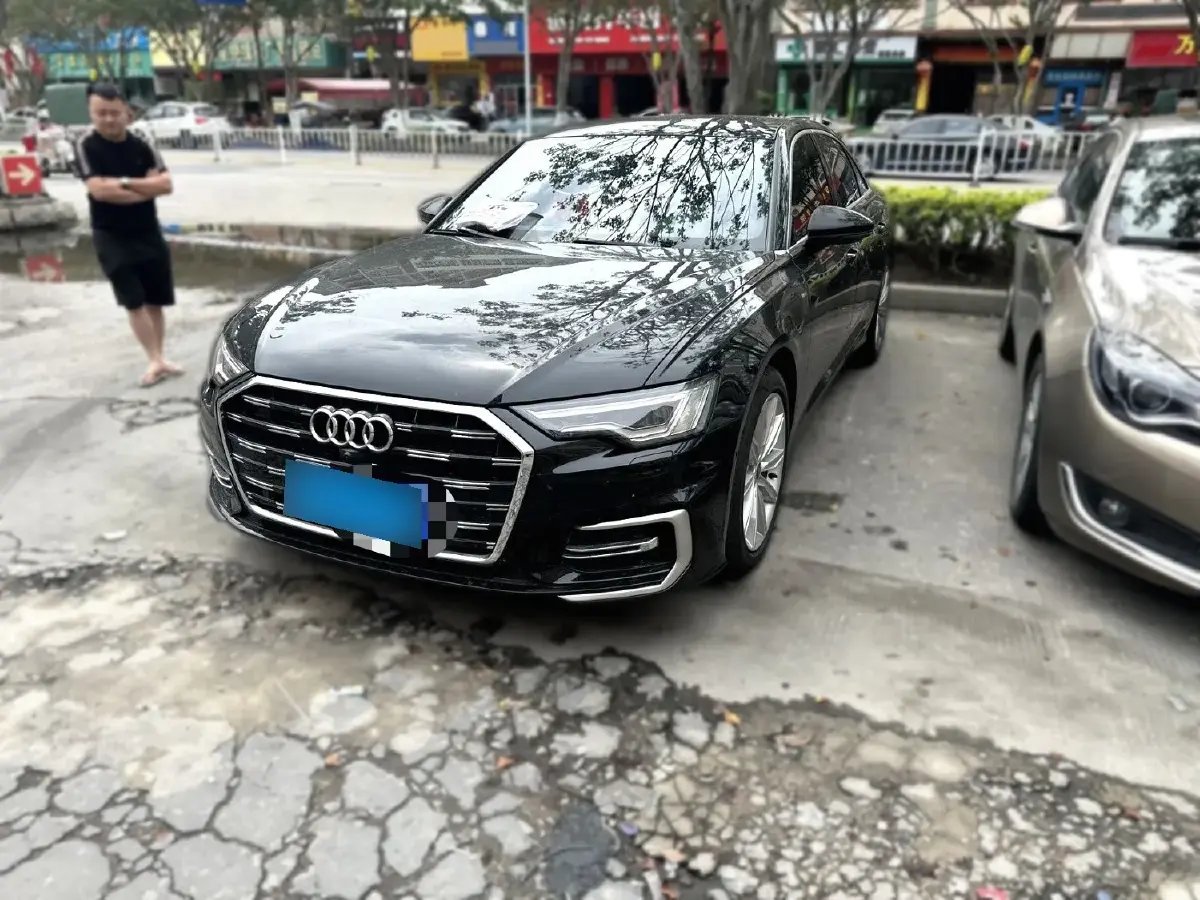 2024 Audi A6L 2.0T 245HP L4 7DCT