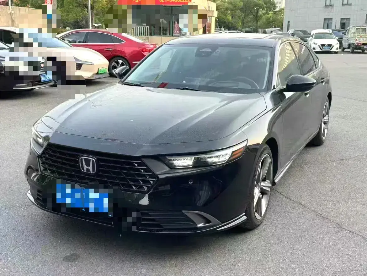 2023 Honda Accord 1.5T 192HP L4 CVT