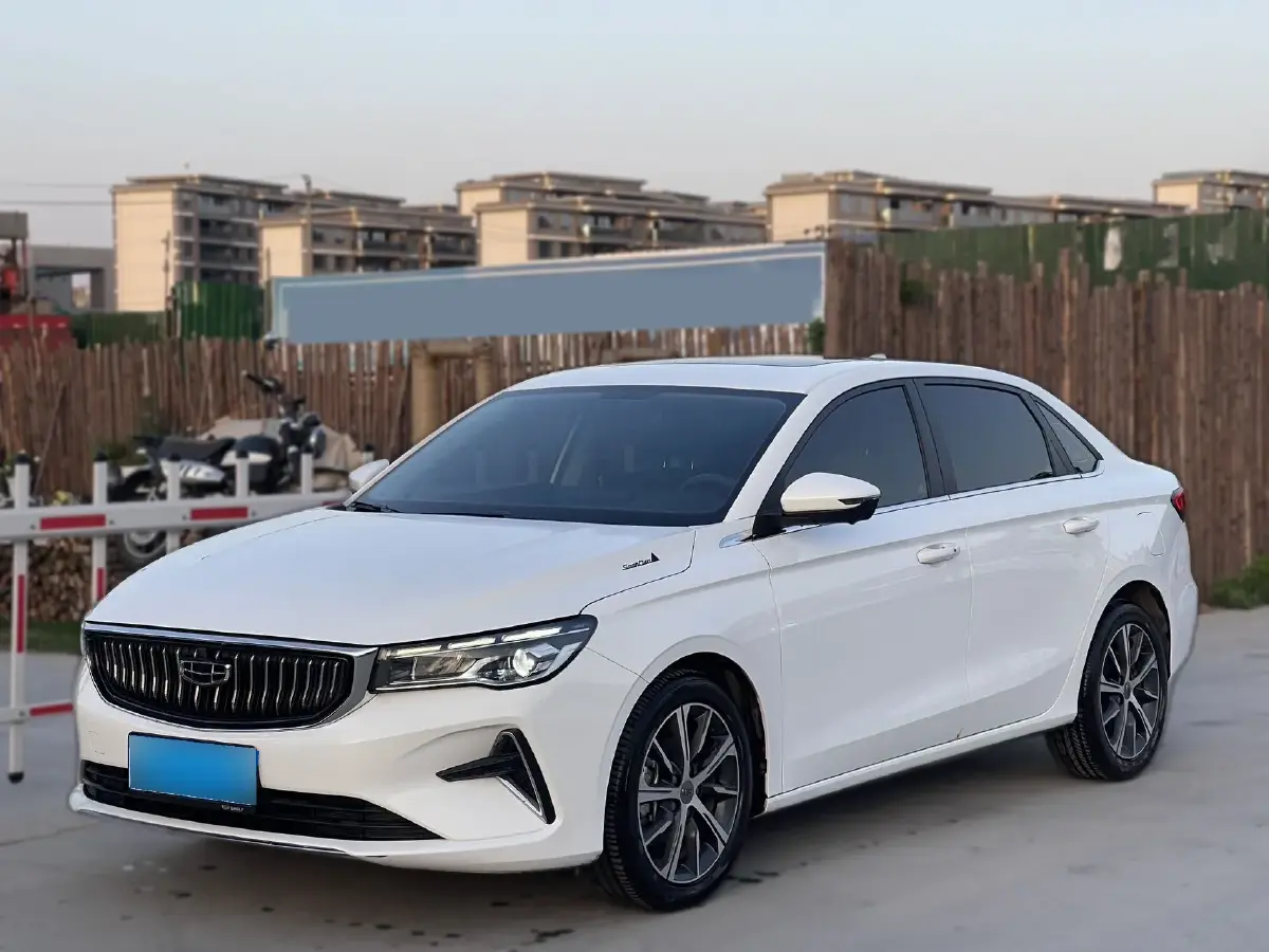 2022 Geely Emgrand L 1.4T 141HP L4 CVT