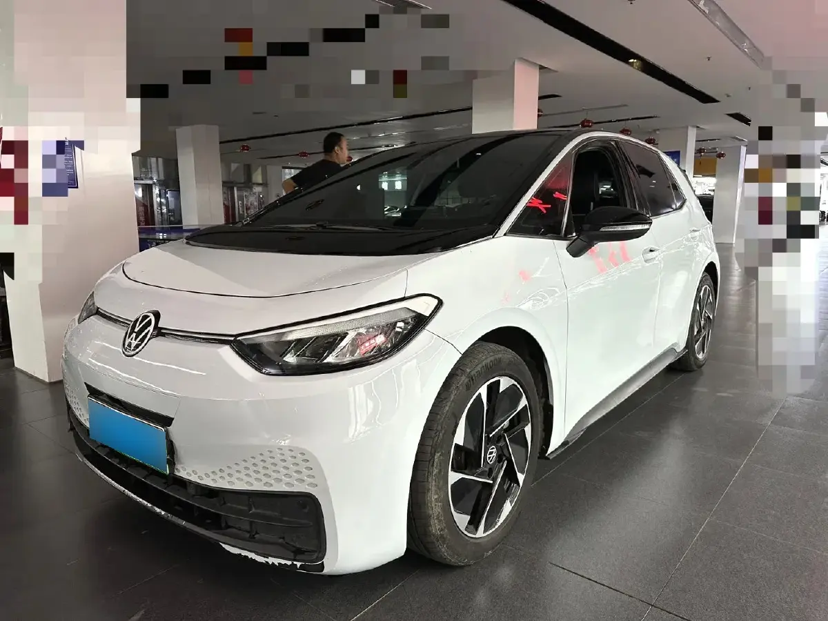 2023 Volkswagen ID.3 BEV 52.8KWH
