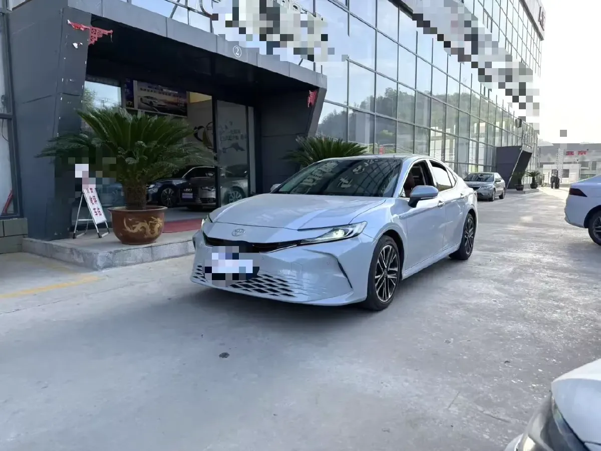 2024 Toyota Camry 2.0L 152HP L4 E-CVT Hybrid,autocango,china used car exporter,china ev exporter,chinese used car exporter,chinese used ev exporter