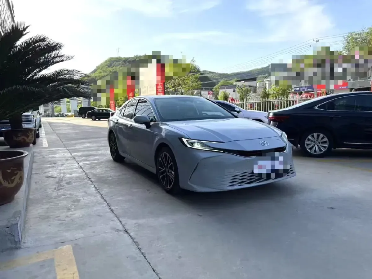 2024 Toyota Camry 2.0L 152HP L4 E-CVT Hybrid,autocango,china used car exporter,china ev exporter,chinese used car exporter,chinese used ev exporter