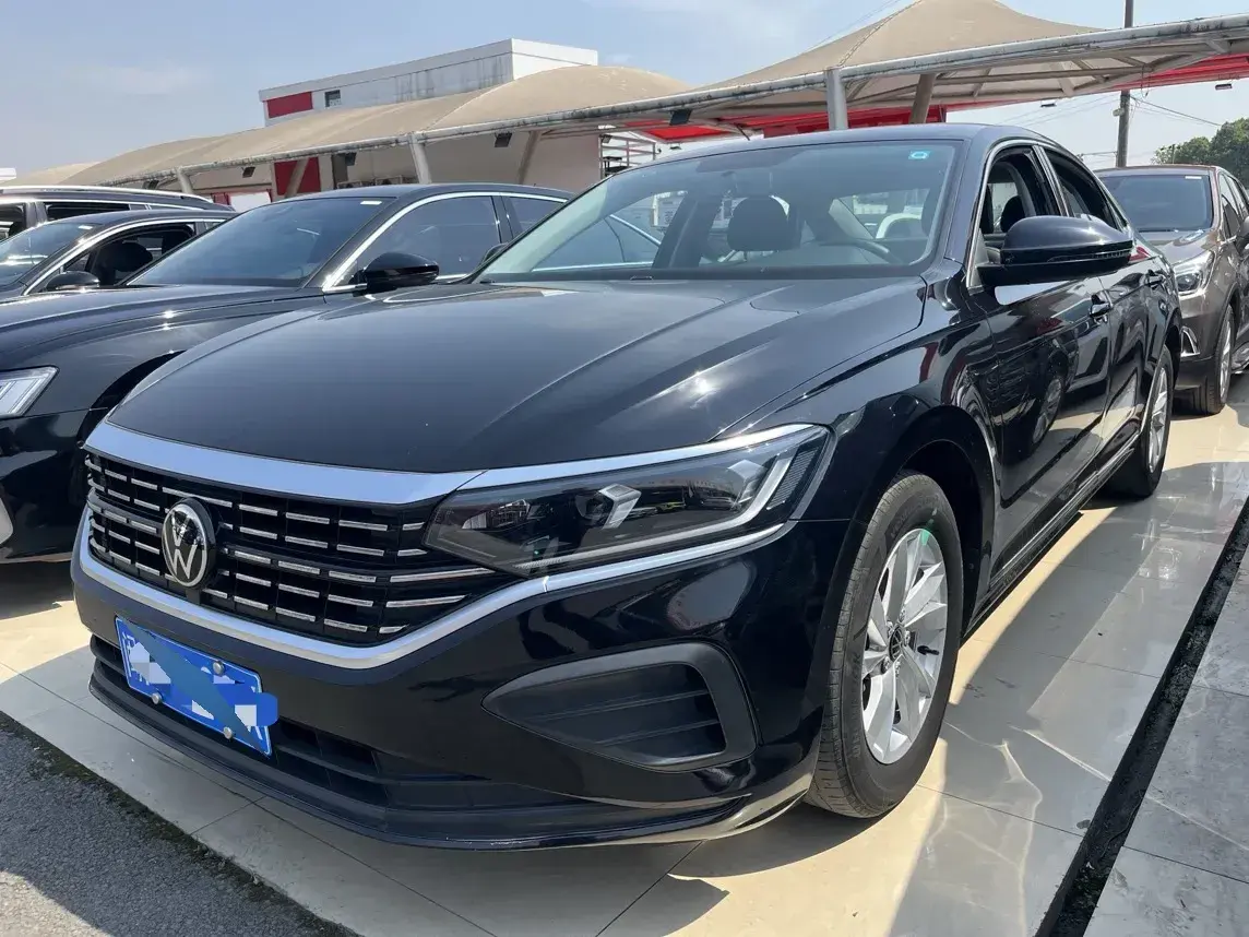 2023 Volkswagen Passat 1.4T 150HP L4 7DCT