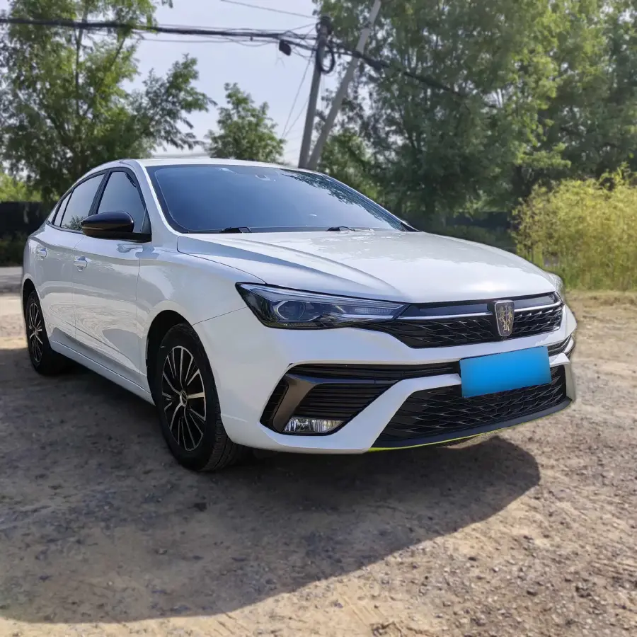 2021 Roewe i5 1.5L 120HP L4 CVT
