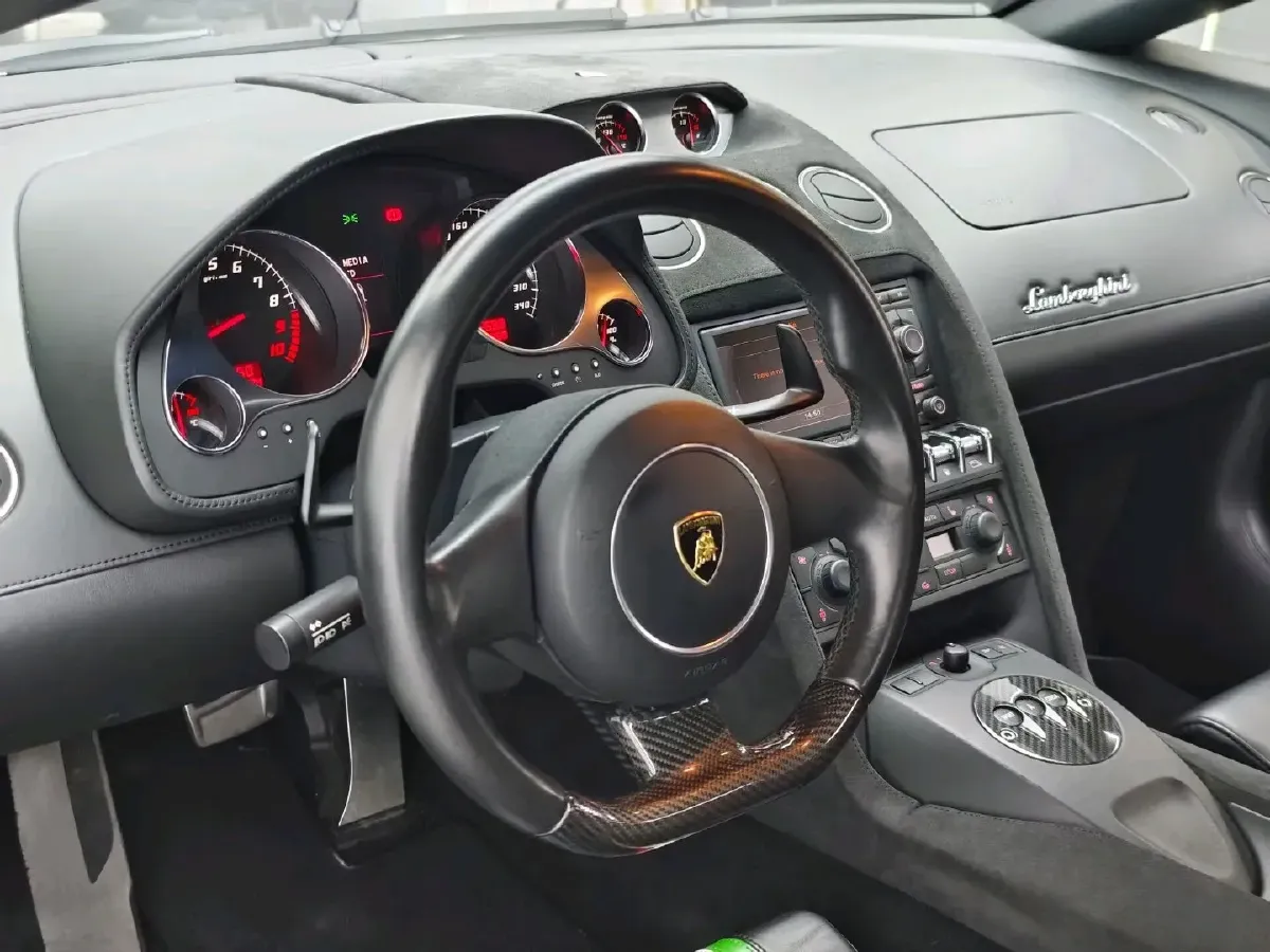 2010 Lamborghini Gallardo 5.2L 557HP V10 6AMT,autocango,china used car exporter,china ev exporter,chinese used car exporter,chinese used ev exporter