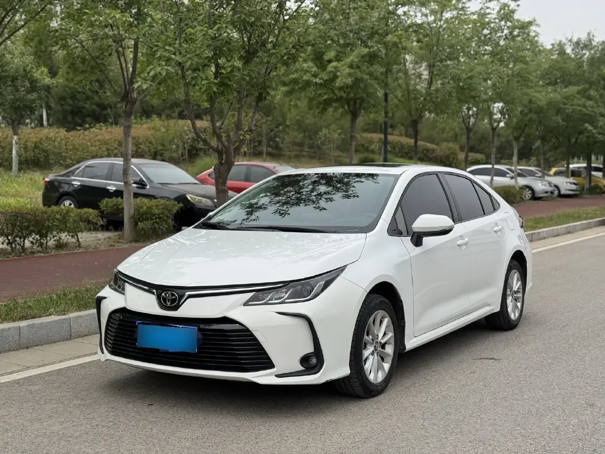 2021 Toyota Corolla 1.2T 116HP L4 CVT