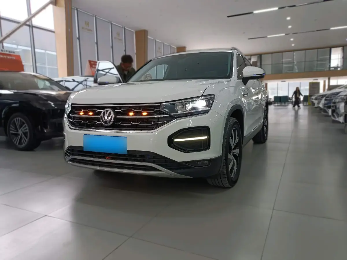 2021 Volkswagen Tayron 2.0T 186HP L4 7DCT