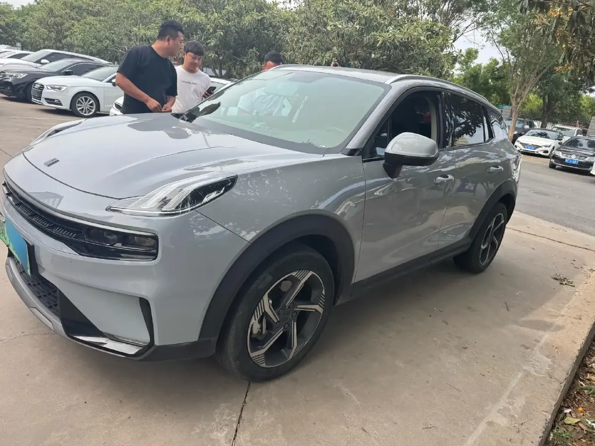 2022 LYNK&CO 06 EM-P 1.5T 177HP L3 7DCT PHEV 15.5KWH