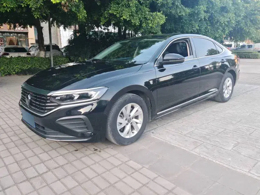 2023 Volkswagen Passat 1.4T 150HP L4 7DCT