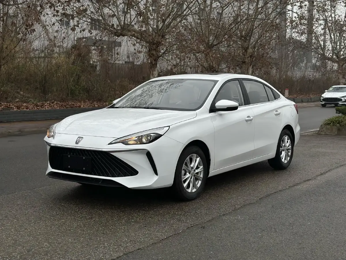 2023 Roewe i5 1.5L 129HP L4 CVT