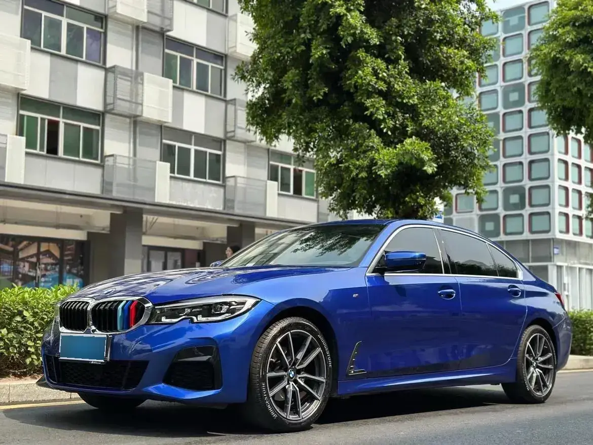 2022 BMW 3 Series 2.0T 184HP L4 8AT