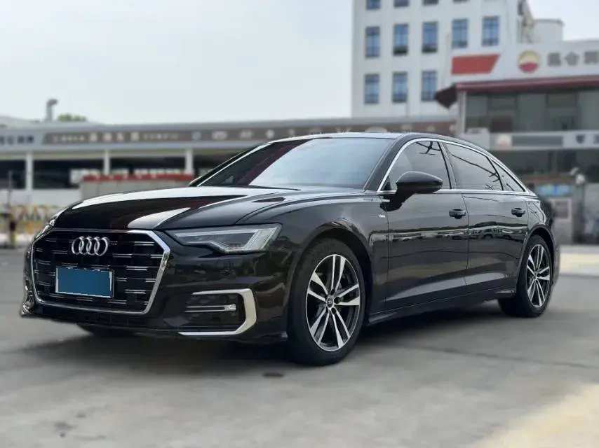 2023 Audi A6L 2.0T 190HP L4 7DCT
