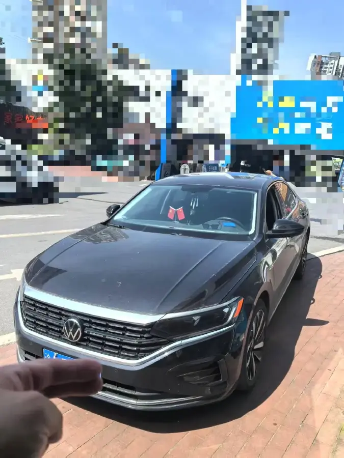 2023 Volkswagen Passat 2.0T 186HP L4 7DCT