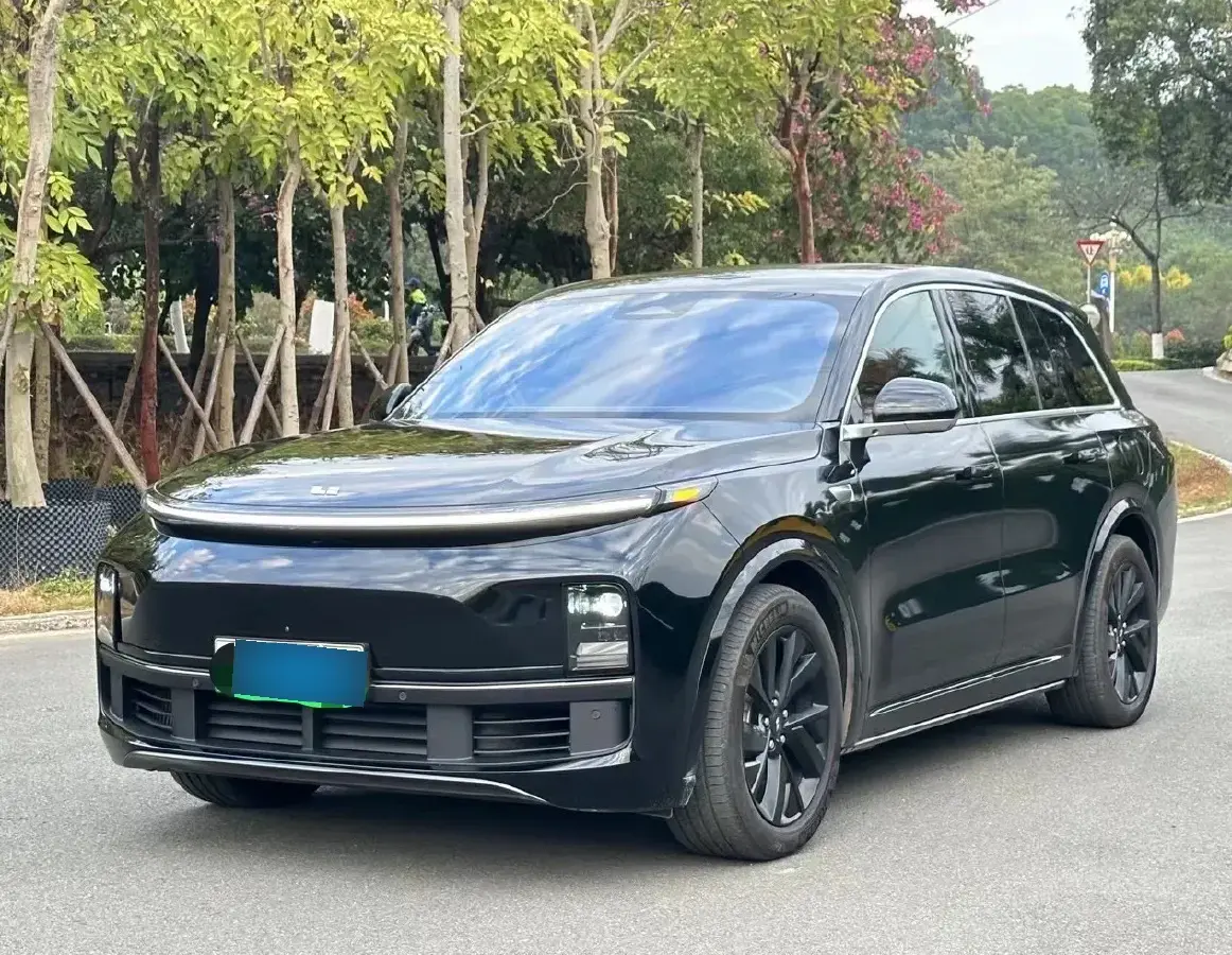 2023 Li L8 Range Extended 154HP REEV 40.9KWH