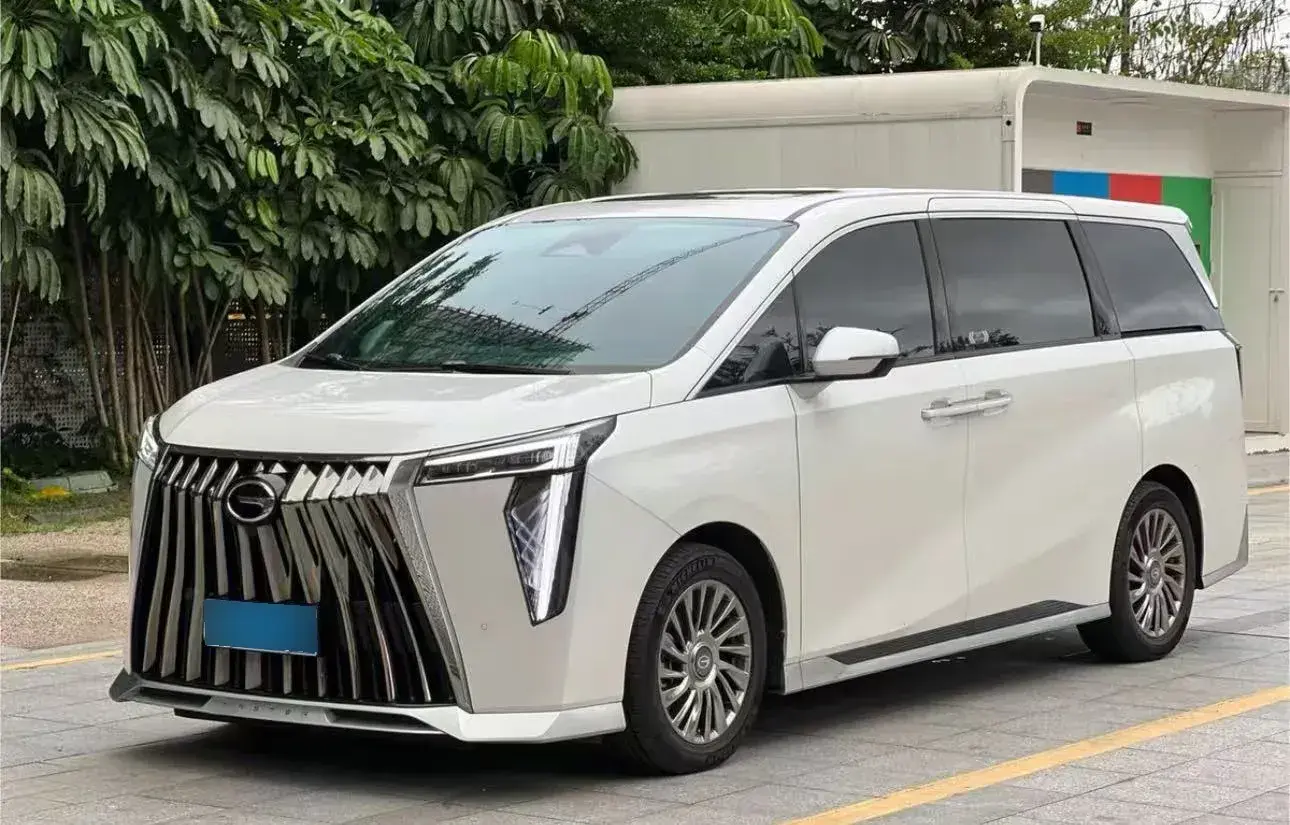 2023 GAC Trumpchi M8 2.0T 252HP L4 8AT