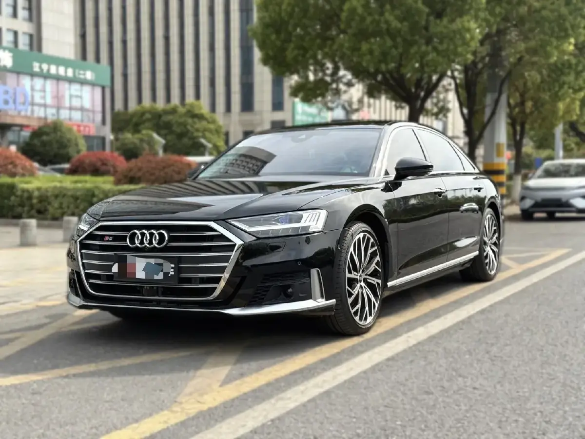 2022 Audi A8 4.0T 460HP V8 8AT