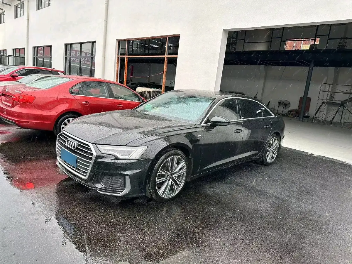 2022 Audi A6L 2.0T 224HP L4 7DCT
