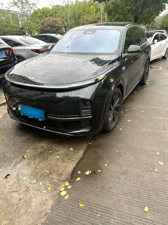 2023 Li L8 Range Extended 154HP REEV 40.9KWH