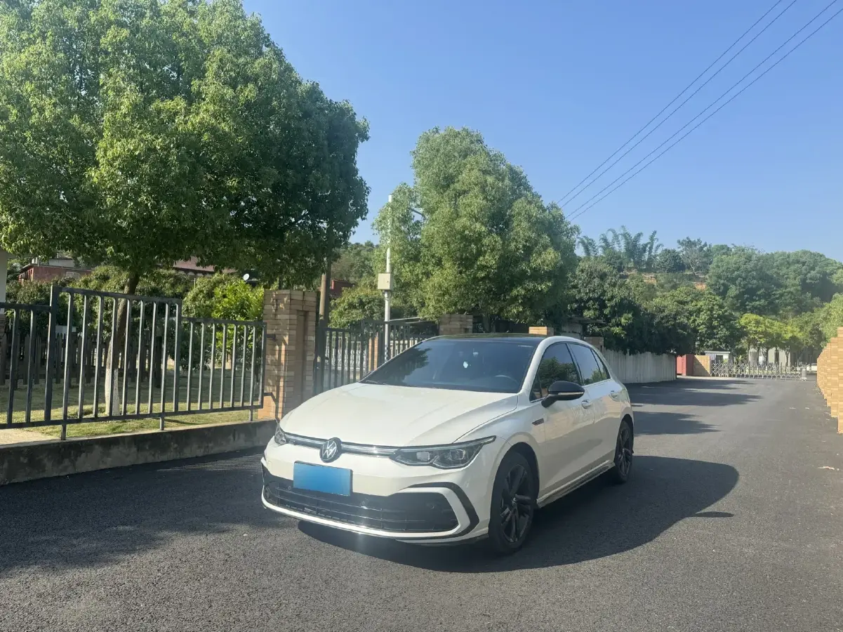 2023 Volkswagen Golf 1.4T 150HP L4 7DCT
