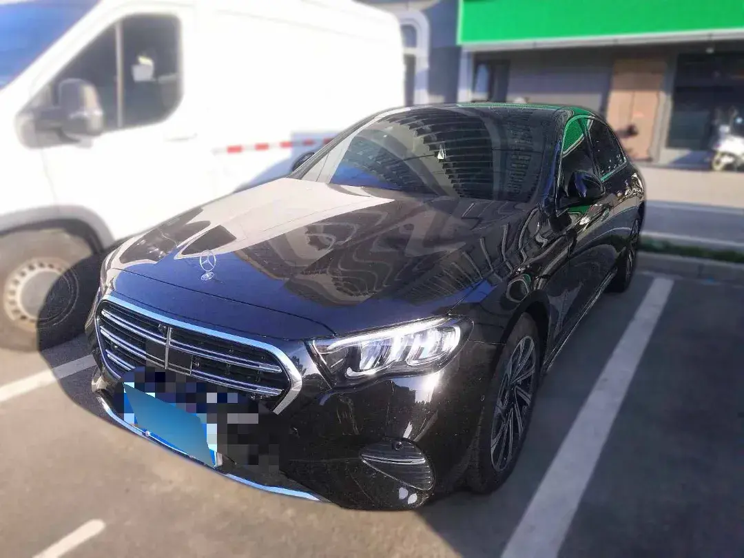 2025 Mercedes-Benz E Class 2.0T 258HP L4 9AT