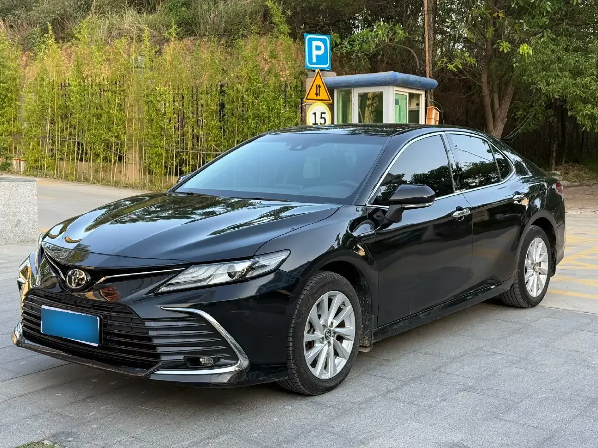 2021 Toyota Camry 2.0L 178HP L4 CVT,autocango,china used car exporter,china ev exporter,chinese used car exporter,chinese used ev exporter