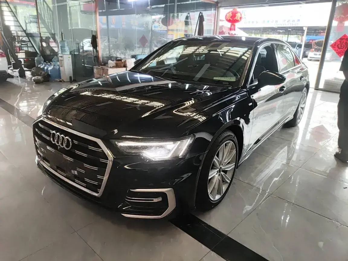2024 Audi A6L 2.0T 245HP L4 7DCT
