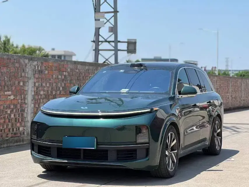 2023 Li L8 Range Extended 154HP REEV 40.9KWH