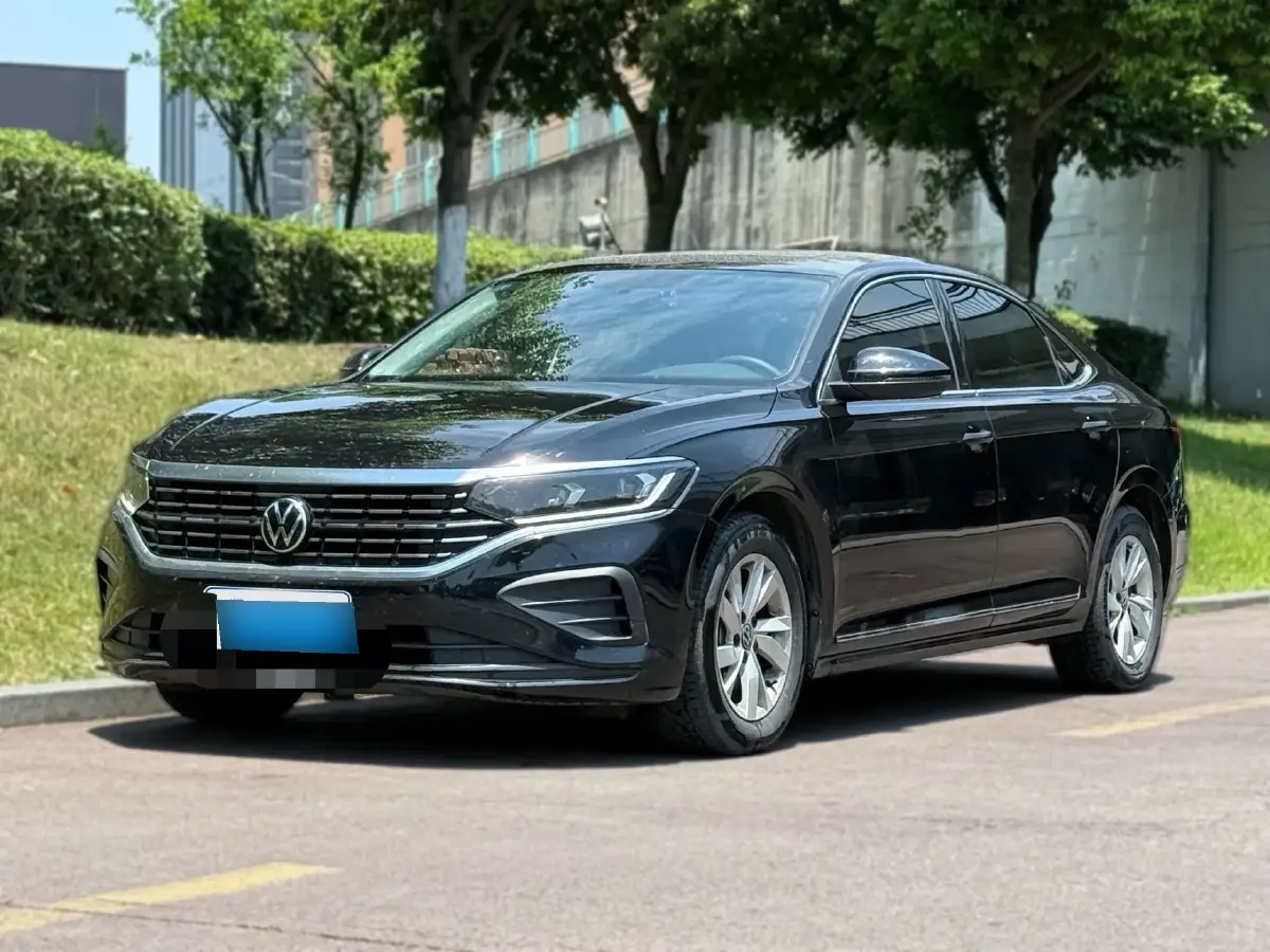 2022 Volkswagen Passat 1.4T 150HP L4 7DCT