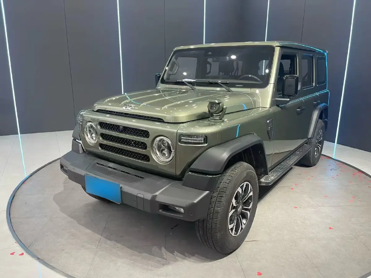 2024 212 212 T01 2.0T 252HP L4 8AT