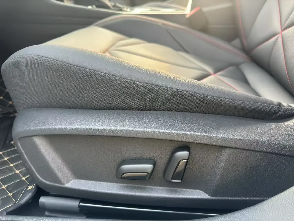 2024 Volkswagen Lavida 1.5T 160HP L4 7DCT,autocango,china used car exporter,china ev exporter,chinese used car exporter,chinese used ev exporter