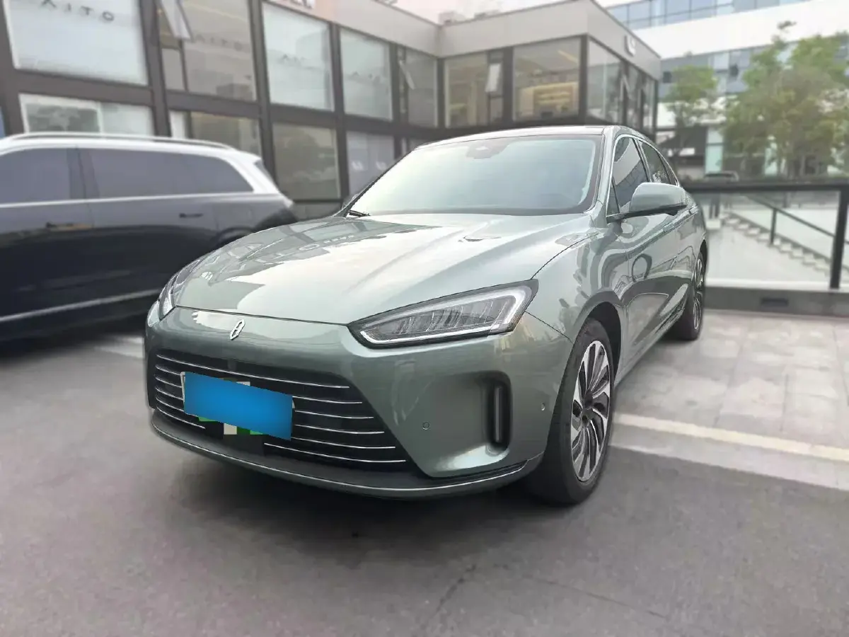 2022 HIMA AITO M5 Range Extended 125HP REEV 40KWH