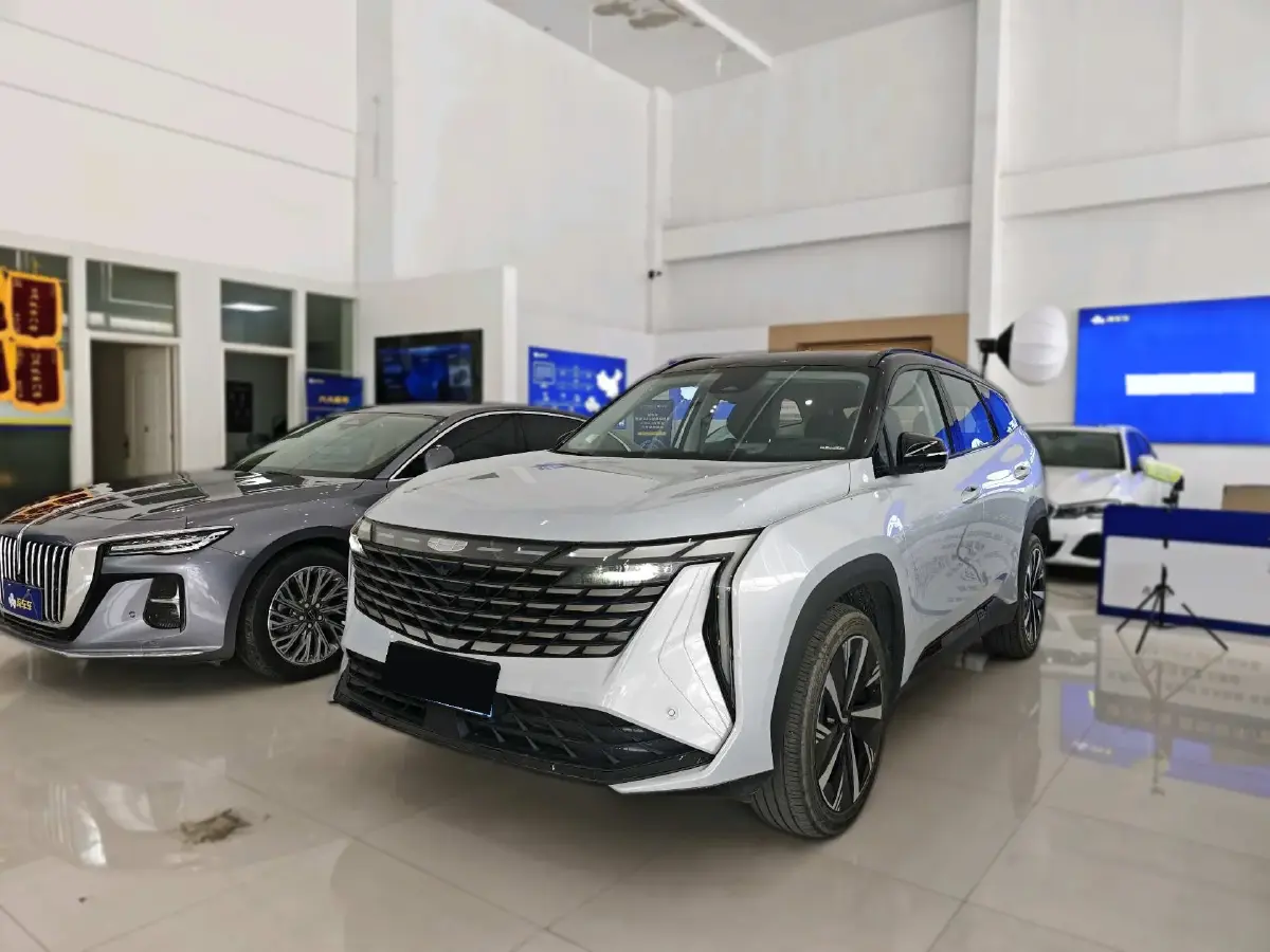 2024 Geely StarRay 1.5T 181HP L4 7DCT