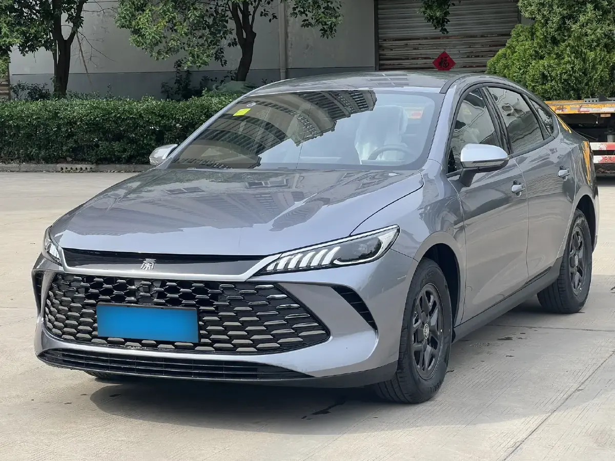 2025 BYD Qin Plus 1.5L 101HP L4 E-CVT PHEV 7.68KWH