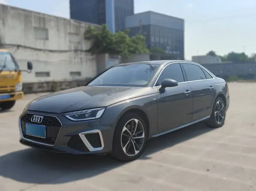 2024 Audi A4L 2.0T 190HP L4 7DCT