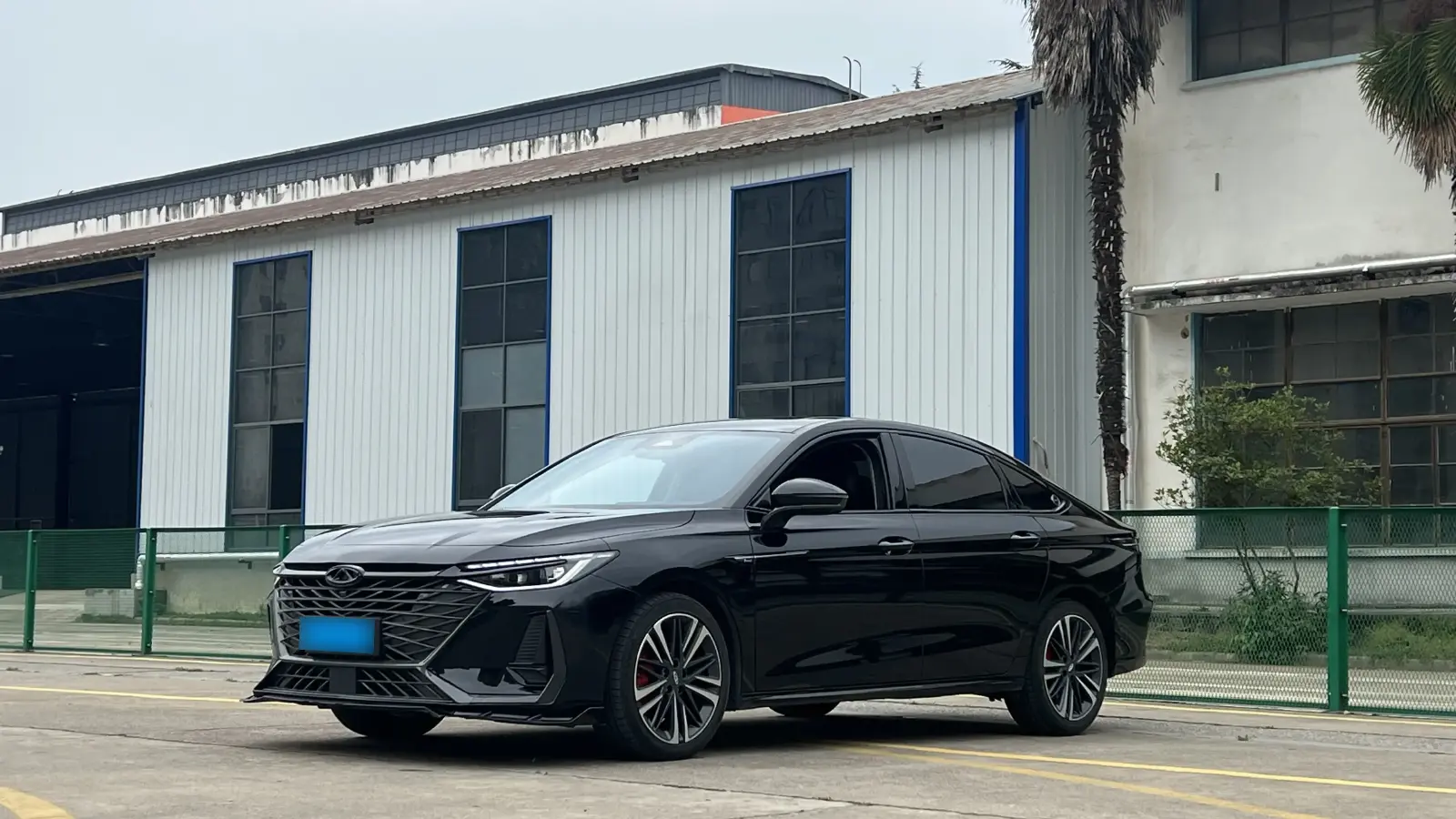 2023 Chery Arrizo 8 2.0T 254HP L4 7DCT