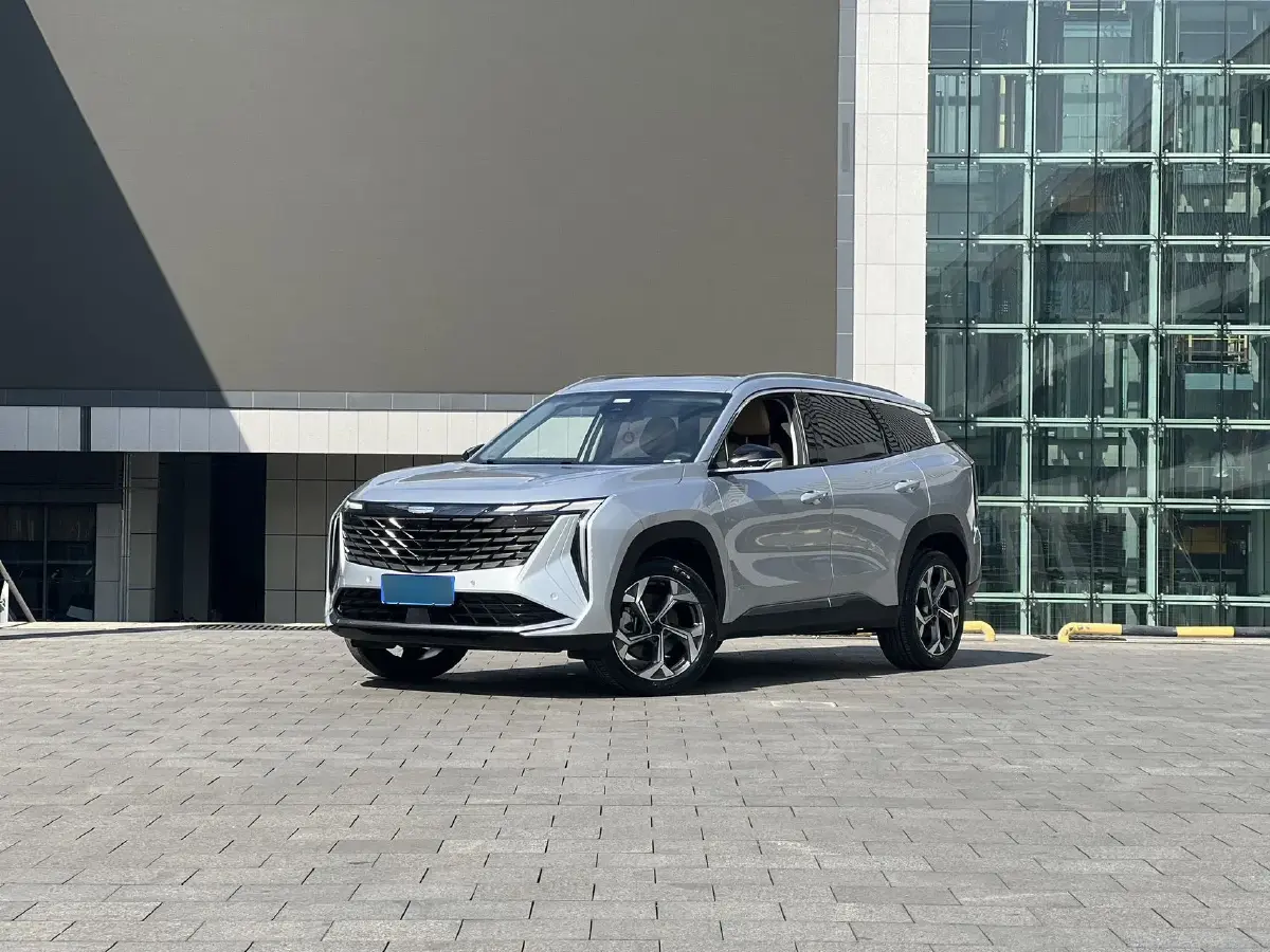 2023 Geely StarRay 1.5T 181HP L4 7DCT