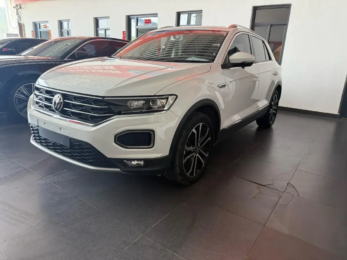 2021 Volkswagen T-Roc 1.4T 150HP L4 7DCT
