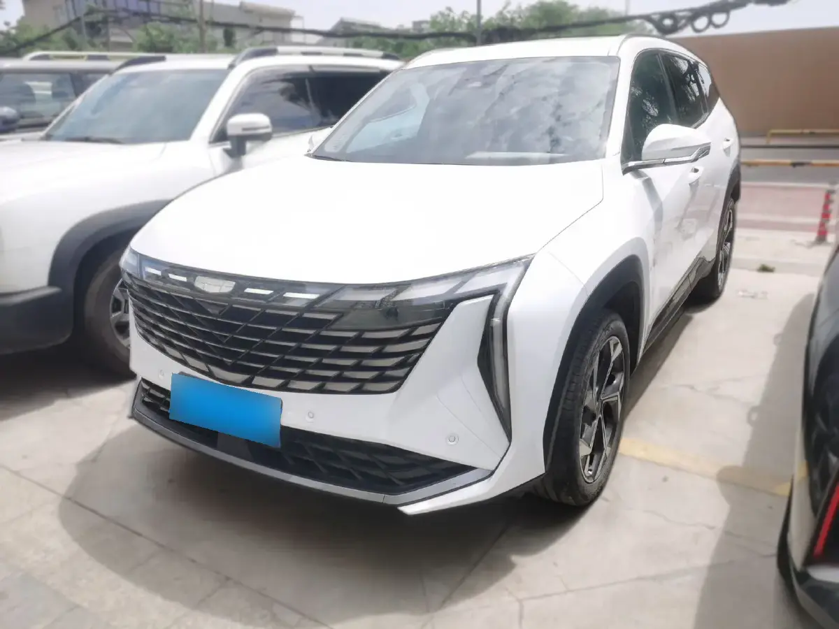 2023 Geely StarRay 1.5T 181HP L4 7DCT