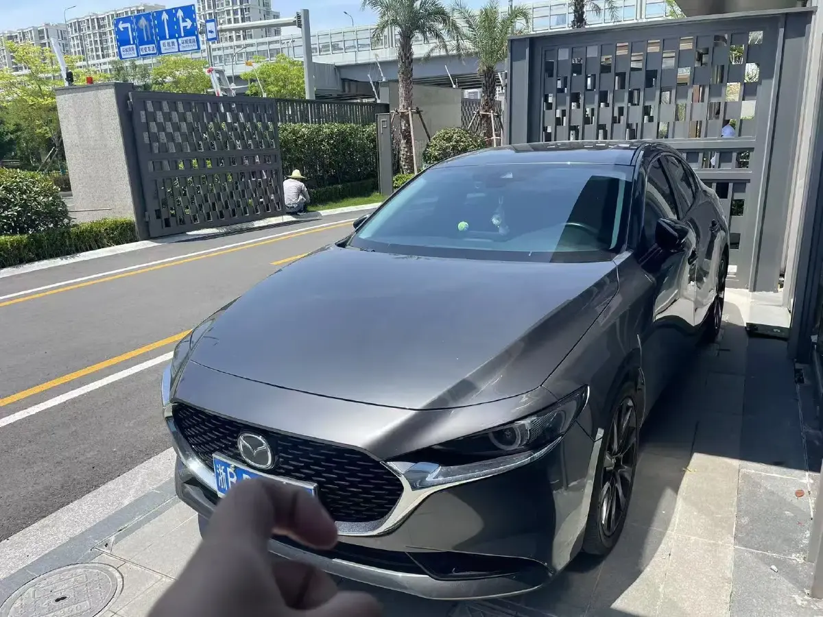 2022 Mazda 3 Axela 2.0L 158HP L4 6AT