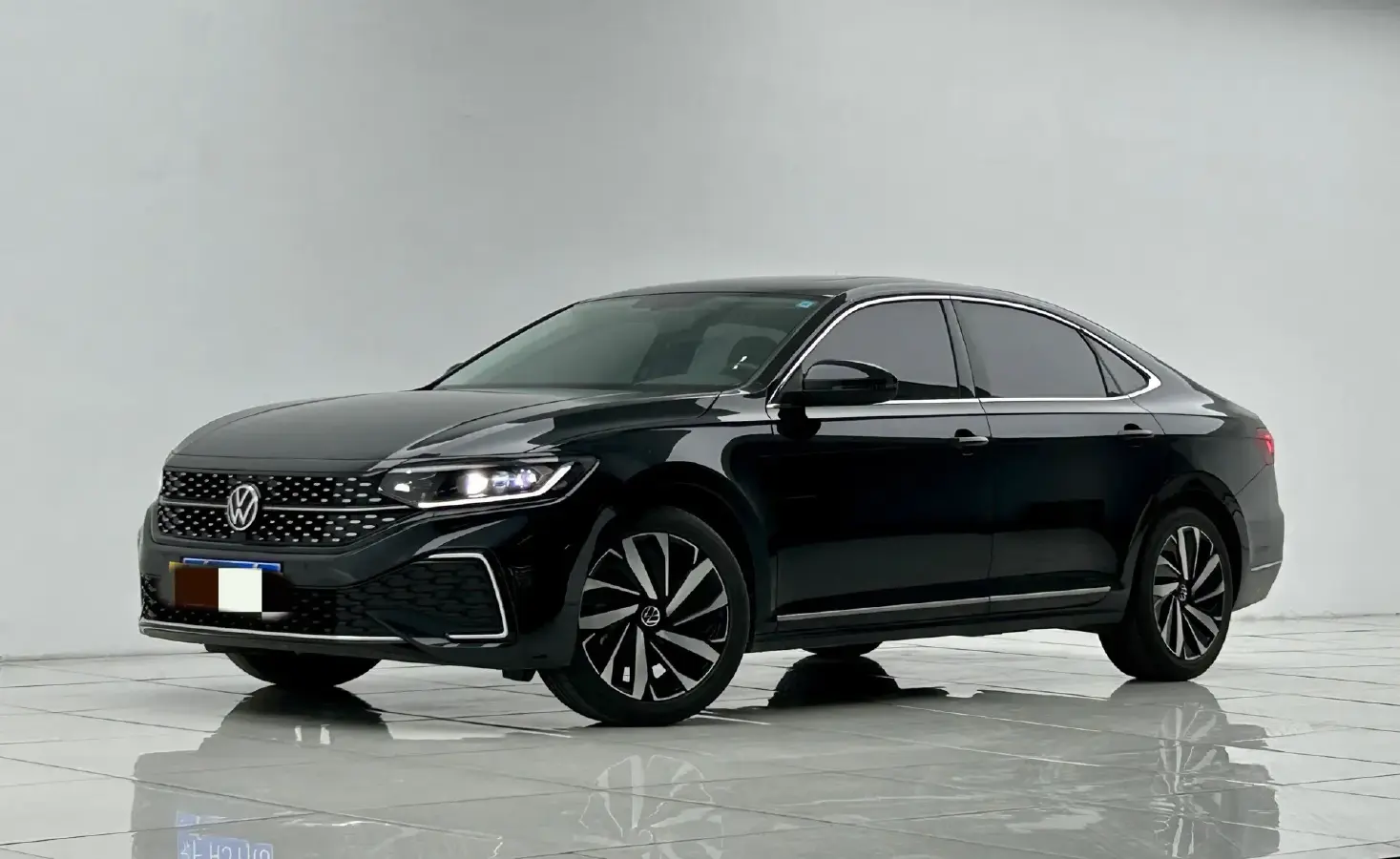 2023 Volkswagen Passat 2.0T 186HP L4 7DCT